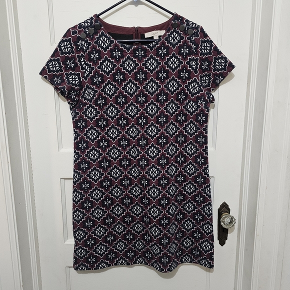 LOFT Dresses & Skirts - LOFT sz 12 quilted mini dress